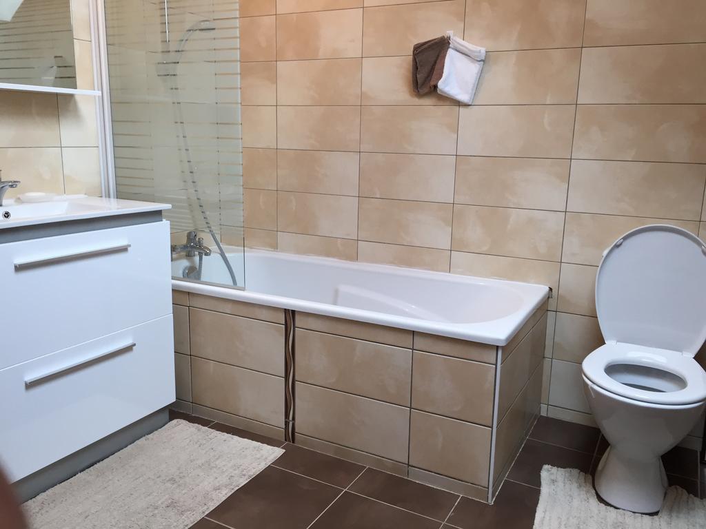 شقة Rochire Location 1 جوراردُميه الغرفة الصورة
